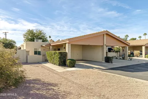 2717 E Shaw Butte Dr, Phoenix, AZ 85028