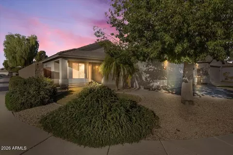 60 W Zinnia Pl, San Tan Valley, AZ 85143