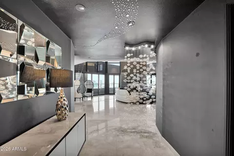Entry Way - 1040 E Osborn Rd #1901, Phoenix, AZ 85014 photo 1 of 1