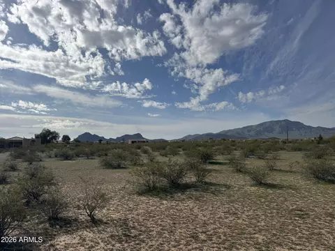 XX00 N Eagle Eye Avenue #5, Aguila, AZ 85320