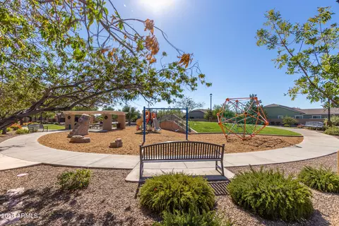 View/Area - 1753 S Balboa Dr, Gilbert, AZ 85295 photo 2 of 2