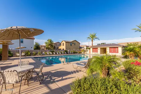 Exterior - 1753 S Balboa Dr, Gilbert, AZ 85295 photo 4 of 19