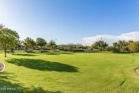 Exterior - 1753 S Balboa Dr, Gilbert, AZ 85295 photo 5 of 19