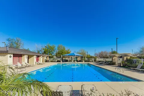 Exterior - 1753 S Balboa Dr, Gilbert, AZ 85295 photo 13 of 19