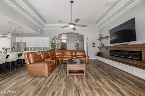 992 E Beechnut Dr, Chandler, AZ 85249 photo 11