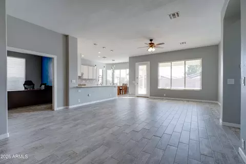 Living - 10513 E Florian Ave, Mesa, AZ 85208 photo 1 of 11