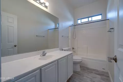 Bath - 10513 E Florian Ave, Mesa, AZ 85208 photo 10 of 10