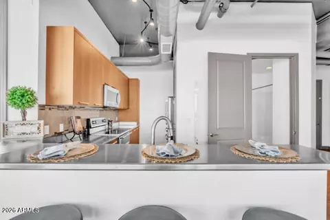 Kitchen - 1 E Lexington Ave #809, Phoenix, AZ 85012 photo 4 of 4