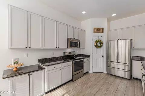 10435 E Forge Ave, Mesa, AZ 85208 photo 4