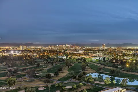 View/Area - 1040 E Osborn Rd #1902, Phoenix, AZ 85014 photo 4 of 4
