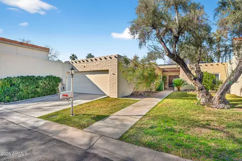 Exterior - 4 E San Miguel Ave, Phoenix, AZ 85012 photo 9 of 9