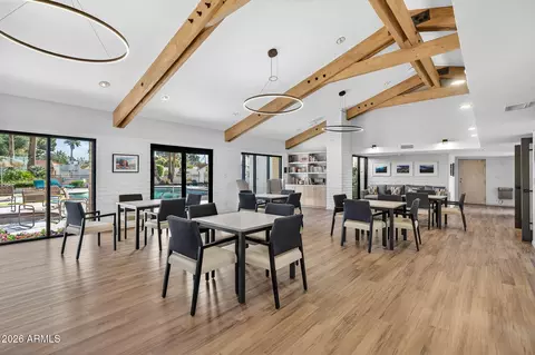Dining - 4 E San Miguel Ave, Phoenix, AZ 85012 photo 4 of 4