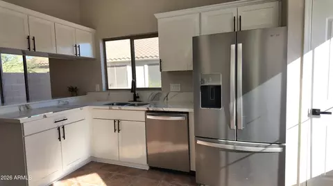 Kitchen - 1522 E Chambers St, Phoenix, AZ 85040 photo 3 of 4