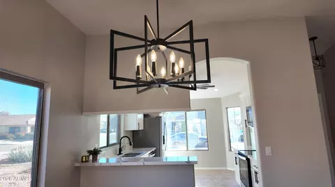 Dining - 1522 E Chambers St, Phoenix, AZ 85040 photo 1 of 1