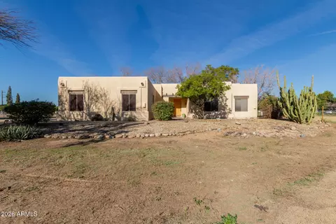 7802 W Orangewood Ave, Glendale, AZ 85303