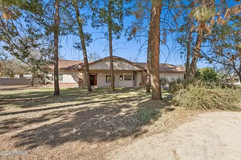 7002 W Surrey Ave, Peoria, AZ 85381