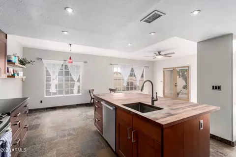 Kitchen - 3234 E Ashurst Dr, Phoenix, AZ 85048 photo 4 of 4