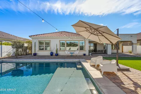 Exterior - 3930 E Iris Dr, Chandler, AZ 85286 photo 9 of 12