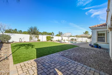 Exterior - 3930 E Iris Dr, Chandler, AZ 85286 photo 11 of 12