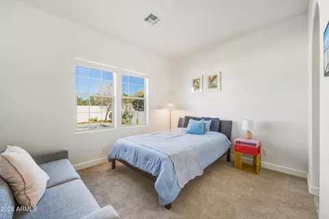 Bedroom - 3930 E Iris Dr, Chandler, AZ 85286 photo 1 of 7