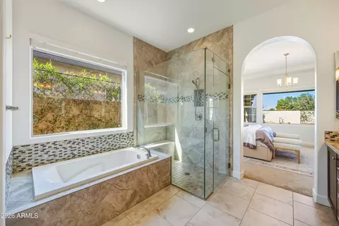 Bath - 3930 E Iris Dr, Chandler, AZ 85286 photo 4 of 5
