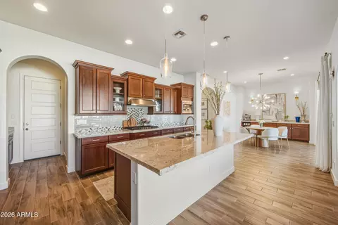 Kitchen - 3930 E Iris Dr, Chandler, AZ 85286 photo 4 of 4