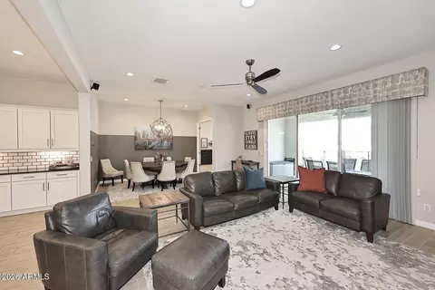 2048 E Park View Ln, Phoenix, AZ 85024 photo 9