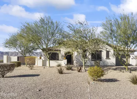 8424 N 194th Dr, Waddell, AZ 85355