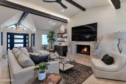 4526 N 87th St, Scottsdale, AZ 85251