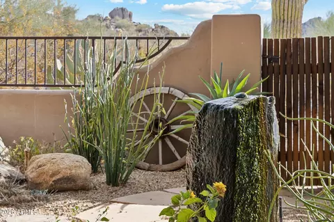 9250 E Whitethorn Cir, Scottsdale, AZ 85266