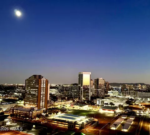 207 W Clarendon Ave #17G, Phoenix, AZ 85013