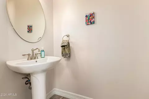 Bath - 4716 E Caldwell St #1, Phoenix, AZ 85044 photo 1 of 5