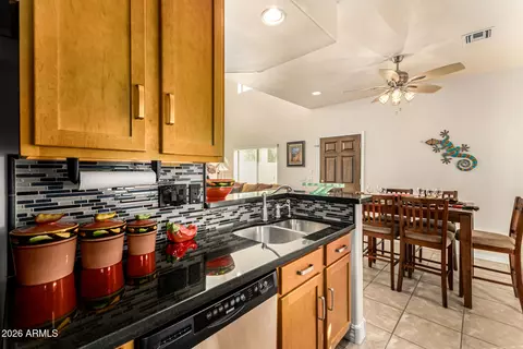 Kitchen - 4716 E Caldwell St #1, Phoenix, AZ 85044 photo 3 of 4