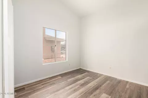 1710 E Greenway Cir, Phoenix, AZ 85042 photo 17