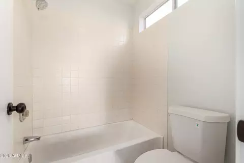 1710 E Greenway Cir, Phoenix, AZ 85042 photo 15