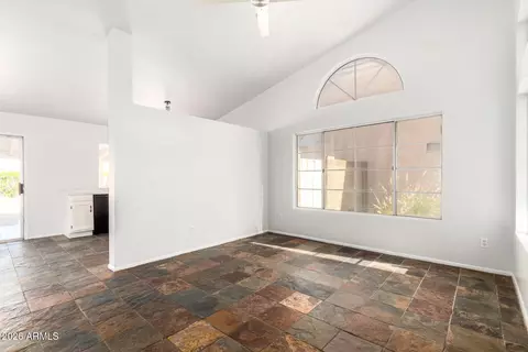 1710 E Greenway Cir, Phoenix, AZ 85042 photo 4