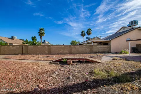 1710 E Greenway Cir, Phoenix, AZ 85042 photo 26
