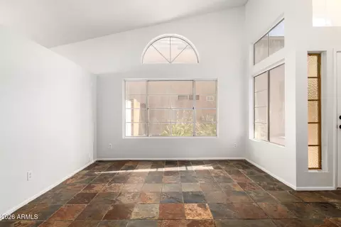 1710 E Greenway Cir, Phoenix, AZ 85042 photo 5