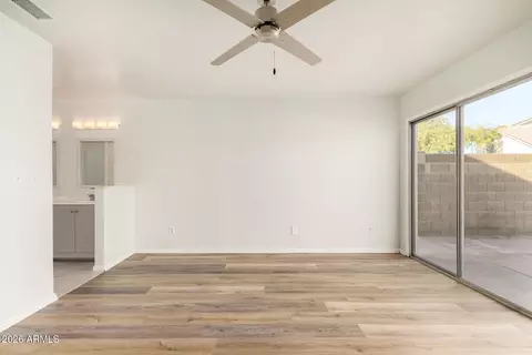 1710 E Greenway Cir, Phoenix, AZ 85042 photo 12