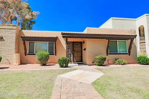 1726 W Claremont St, Phoenix, AZ 85015