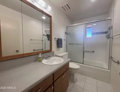 Bath - 4640 E Carol Ave, Mesa, AZ 85206 photo 4 of 4