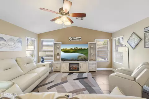 9560 W Ross Ave, Peoria, AZ 85382