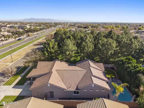 View/Area - 3831 E Weather Vane Rd, Gilbert, AZ 85296 photo 2 of 4