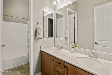 Bath - 3831 E Weather Vane Rd, Gilbert, AZ 85296 photo 2 of 5