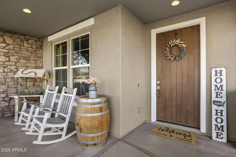 Exterior - 3831 E Weather Vane Rd, Gilbert, AZ 85296 photo 2 of 10