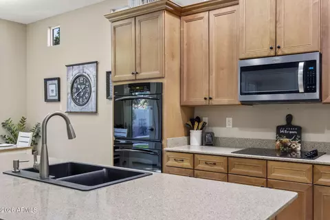 Kitchen - 3831 E Weather Vane Rd, Gilbert, AZ 85296 photo 3 of 6