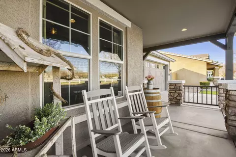 Exterior - 3831 E Weather Vane Rd, Gilbert, AZ 85296 photo 3 of 10