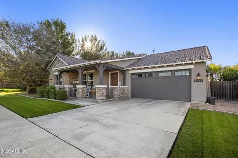 3831 E Weather Vane Rd, Gilbert, AZ 85296