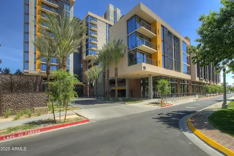 200 W Portland St #817, Phoenix, AZ 85003