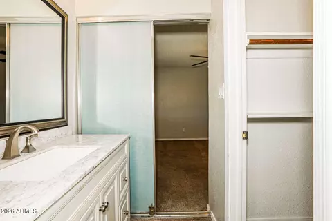 Bath - 712 S 34th St, Mesa, AZ 85204 photo 2 of 3